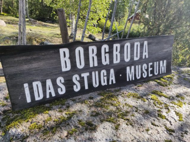 Borgboda - 2,5 km medelsvår naturstig